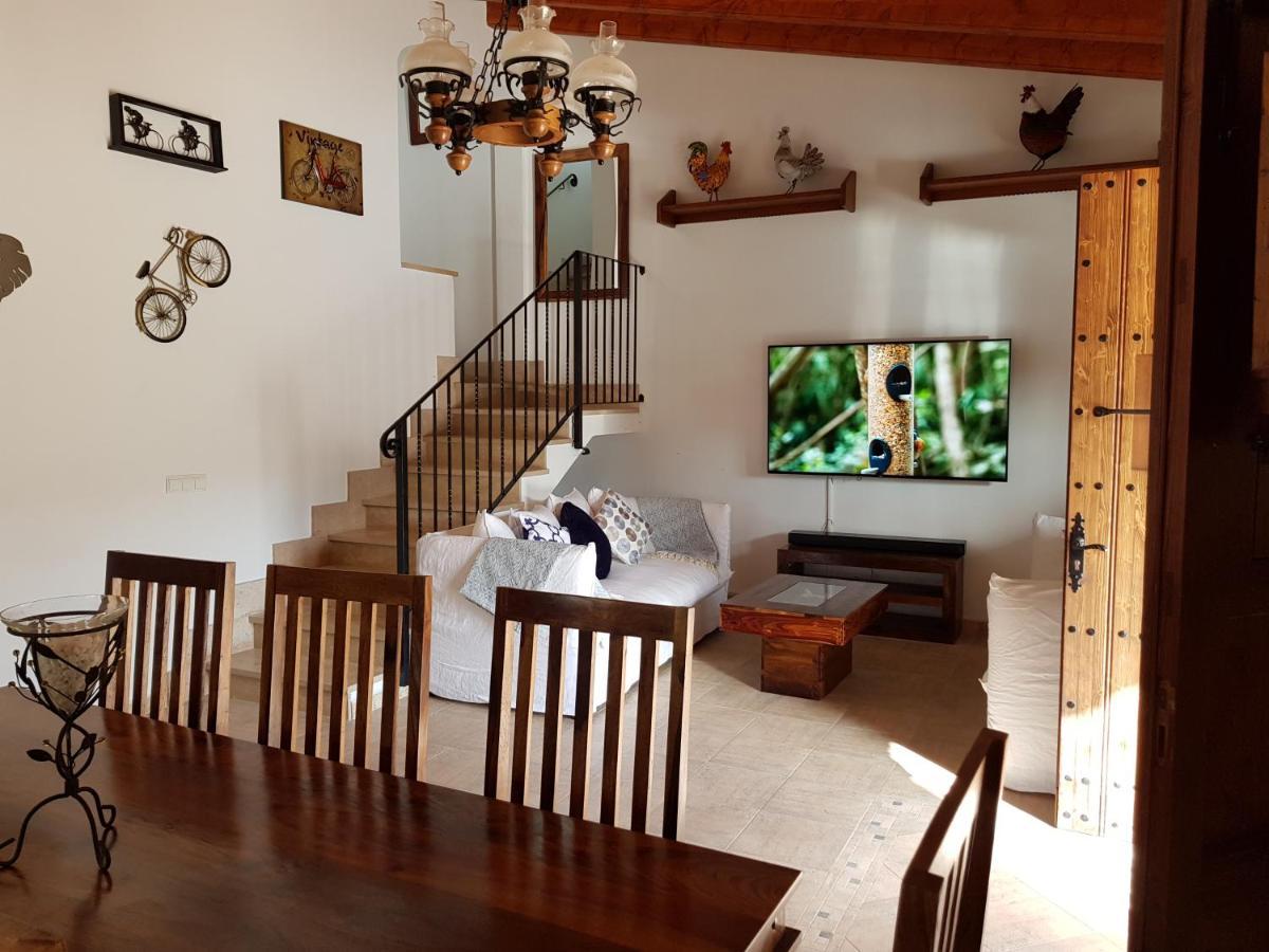 Villa Milagro - 3 Bedroom Finca Style Villa With Pool Near Golf Course/Beaches - Air Cond. Pollensa Zewnętrze zdjęcie