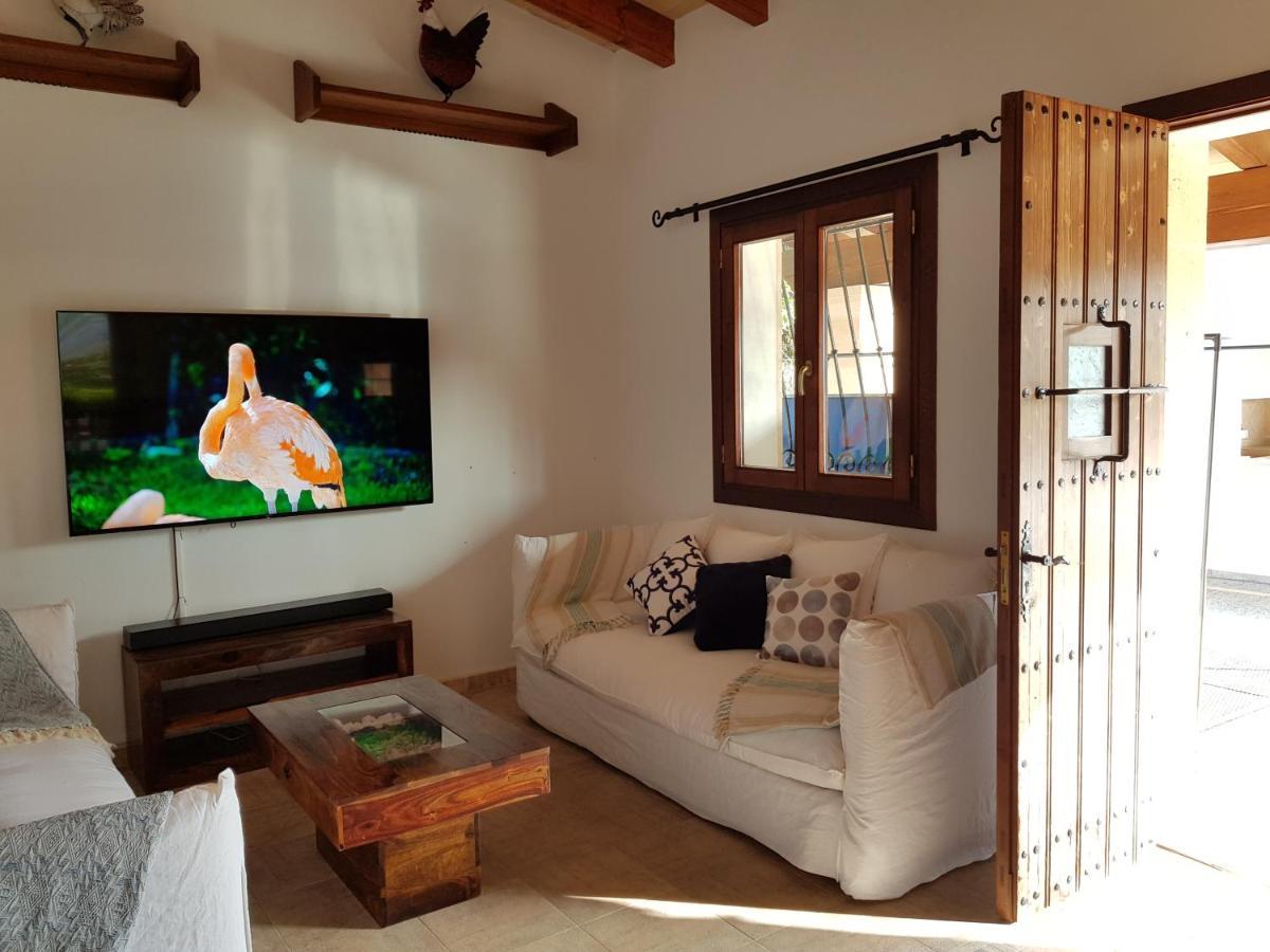 Villa Milagro - 3 Bedroom Finca Style Villa With Pool Near Golf Course/Beaches - Air Cond. Pollensa Zewnętrze zdjęcie